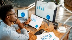 Read more about the article A Guide to Analytical Thinking and Data-Driven Decision-Making